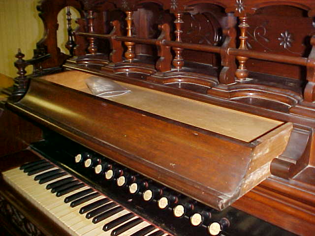 Packard Reed Organ