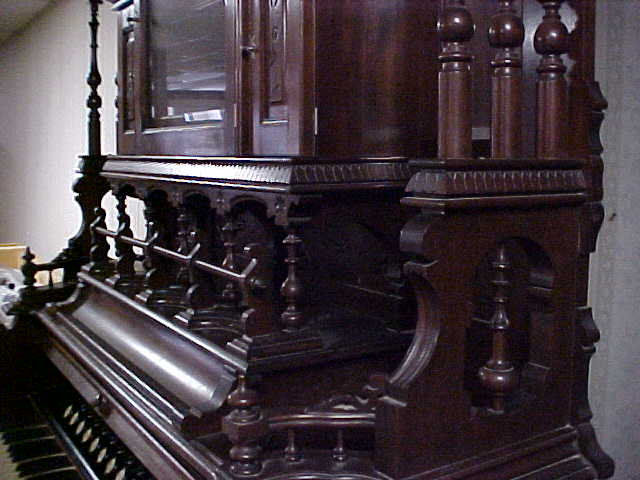Packard Reed Organ