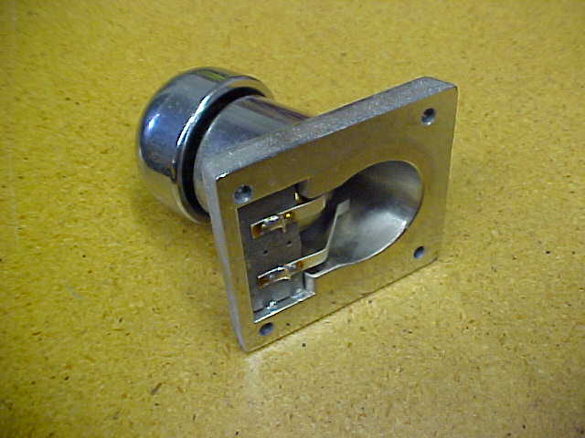 Toe Pistons