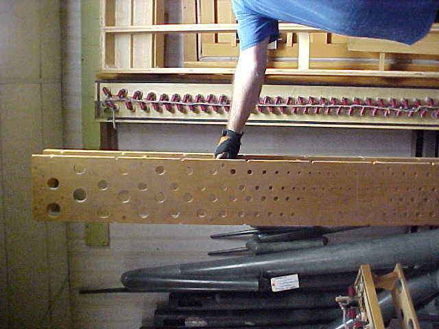 Wicks DE Main Chest